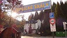 P�i vstupu do Teplických skal schází po�ádná pokladna i toalety, náv�t�vník�m...