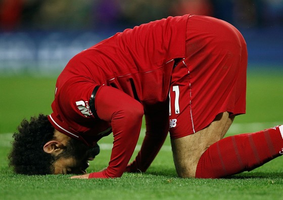 Mohamed Salah z Liverpoolu slaví gól.