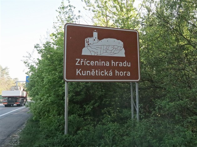 Pozvánka na Zíceninu hradu Kuntická hora zmizí.