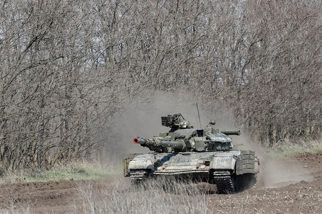 Dobýt Donbas do poloviny září, zavelel Putin. Rusko obnovuje ofenzivu