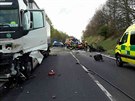 M�sto tragick� dopravn� nehody na silnici I/6 u Bochova.