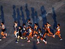 MARATON. Pohled na elitní závod v atletice na Paíském maratonu. (15. 4. 2019)