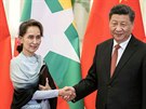 Barmská vdkyn Do Aun Schan Su ij se sela s ínským prezidentem Si...