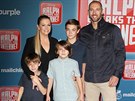 Melissa Joan Hartová s rodinou na premiée filmu Raubí Ralf a internet...