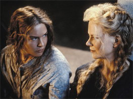 Renée Zellwegerová a Nicole Kidmanová ve filmu Návrat do Cold Mountain (2003)