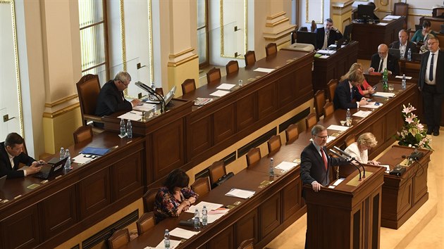 Mimořádná schůze Sněmovny 24. dubna 2019 v Praze ke zprávě Nejvyššího kontrolního úřadu, státnímu rozpočtu a k údajnému střetu zájmů premiéra Andreje Babiše.