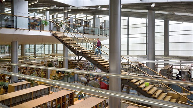 Libereckou knihovnu ek oprava za 37 milion korun. Budovu kvli tomu pro tene na ti msce zavou.