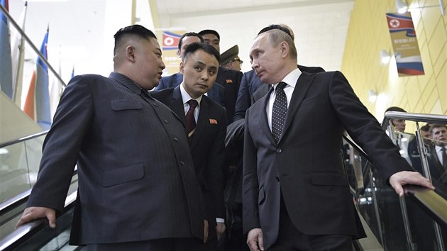 Rusk prezident Vladimir Putin se ve Vladivostoku poprv seel s vdcem Severn Koreje Kim ong-unem. (25. dubna 2019)