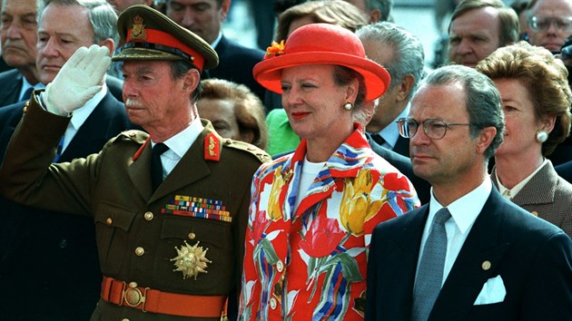 Lucembursk velkovvoda Jean, dnsk krlovna Margrethe II. a vdsk krl Carl XVI. Gustav (8. kvtna 1995)