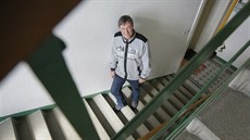 Jan Havel se od poloviny osmdesátých let profesně zabývá výtahy. Opravuje je,...