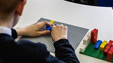 Nová stavebnice Lego Braille Bricks pro zrakově postižené.