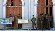 Srílanská armáda steí kostel svatého Antonína na kolombském pedmstí...