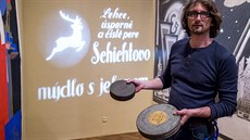 V ústeckém kin� Alhambra se 26. dubna 1929 poprvé v �eskoslovensku promítal...