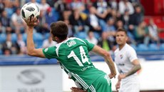 Michal �míd z Bohemians zahrál rukou v zápase s Ostravou