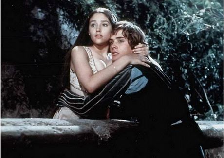 Z filmu Romeo a Julie (1968)