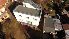 Vila u Brna od architekta Ev�ena �kardy ji� 80 let �eká na st�e�ní terasu. 