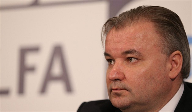 VAR v české lize? Z deseti procent jsme skoro na pětadevadesáti, říká ředitel