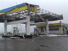 Cyklon Funi niil i benzinové stanice. (3. kvtna 2019)