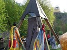 Happening socha�e a mal��e Lubo Kristka ve Vranov� nad Dyj�, p�i n�m� zakryl...