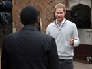 Princ Harry dává médiím první rozhovor po narození svého syna (Winsdor, 6. 5....