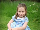 Princezna Charlotte na snímku vévodkyn Kate k jejím 4. narozeninám, které...