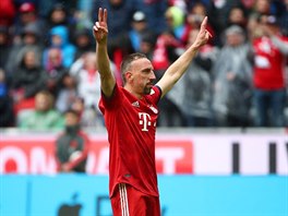Franck Ribry z Bayernu Mnichov se raduje ze zsahu v utkn s Hannoverem.