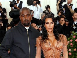 Kim Kardashianová a Kanye West na Met Gala (New York, 6. kvtna 2019)