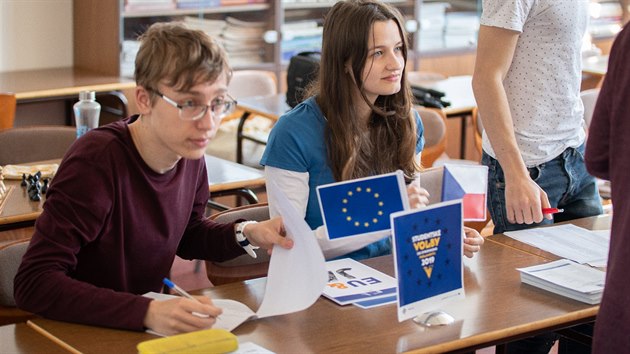 Do hlasovn se v prbhu dvou dn zapojilo tm 19 tisc student. (9. kvtna 2019)