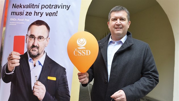 Pedseda SSD Jan Hamek na prvomjov oslav socilnch demokrat na dvoe Lidovho domu v Praze (1. 5. 2019)