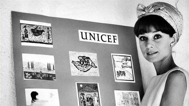 Audrey Hepburnov proslula nejen jako hereka, ale tak coby velvyslankyn UNICEF