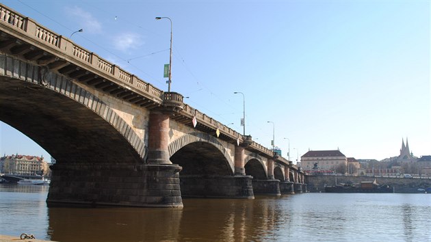 Palackého most.