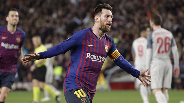 MESSI - LIVERPOOL 3:0. Barcelonsk hvzda  mla velk podl na vtzstv v vodnm semifinle Ligy mistr, Lionel Messi vstelil dva gly a cel svt zase mluv jen o nm.