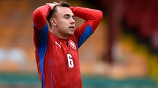 Luká Hroník lituje promarnné píleitosti v zápase mistrovství Evropy do 17...