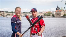 Veronika Pecková a David Mertl - dv eské softbalové hvzdy.