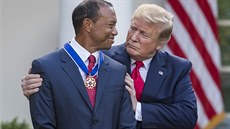 Americký prezident Donald Trump udlil golfistovi Tigeru Woodsovi Prezidentskou...