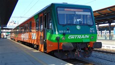 Motorová jednotka ady 628/928 spolenosti GW Train Regio ped odjezdem...