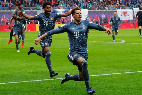 Pedasná radost: Leon Goretzka z Bayernu slaví gól v Lipsku, na doporuení VAR vak branka uznána nebyla.