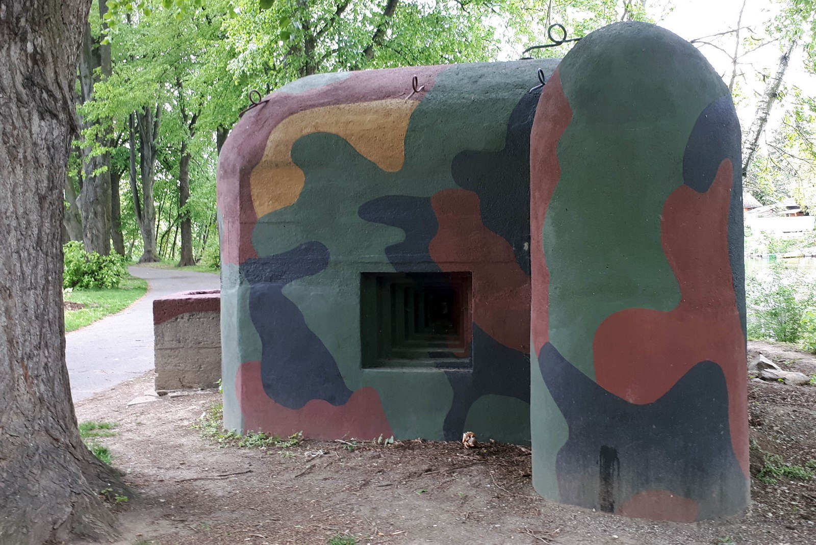 Bunker Rakovnik Mobilizaci Čechoslováků připomenou desítky nasvícených pohraničních bunkrů