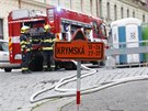 Nkolik jednotek hasi zasahuje v Praze 10 u niku plynu v obytnm dom....