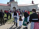 Druhý ročník krojové pouti ve Žďáře nad Sázavou přilákal členy folklórních...