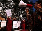 Ameriané protestují proti zákazu potrat v Alabam. (14. kvtna 2019)