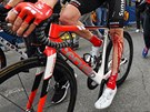 Krvavé zranní Toma Dumoulina, který ml ve tvrté etap Gira d'Italia nehodu.