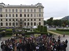 Demonstrace student vysokých a stedních kol na obranu demokracie, ústavy a...