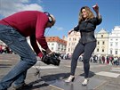 Stepask flash mob na nmst Republiky v Plzni a stepovn pod irm nebem je...