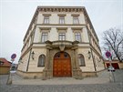 Lichtentejnský palác je barokní palác nacházející se na levém behu Vltavy na...