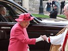 Královna Albta II. na svatb lady Gabrielly Windsorové a Thomase Kingstona...