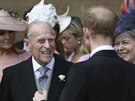 Princ Philip a princ Harry na svatb lady Gabrielly Windsorové a Thomase...