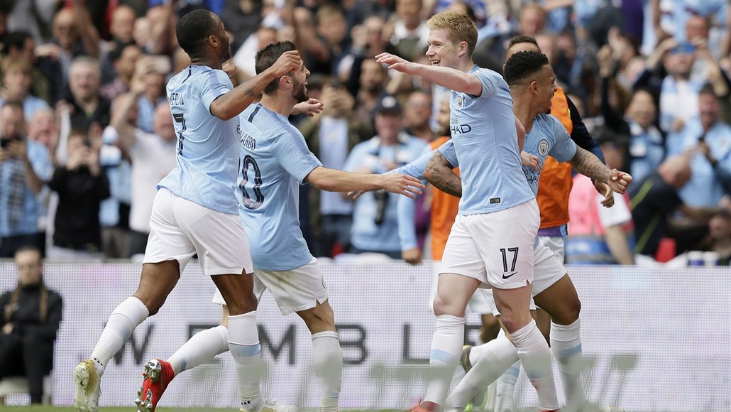 6:0. Manchester City ve finále poháru zesměšnil Watford a získal treble