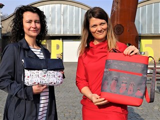 Alexandra Krutá (vlevo) a Anna Čudáková přišly s nápadem, jak využít obrázky,...