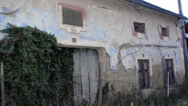 Ve Zborovicích na Kroměřížsku se zřítila část starého domu (17. 5. 2019).